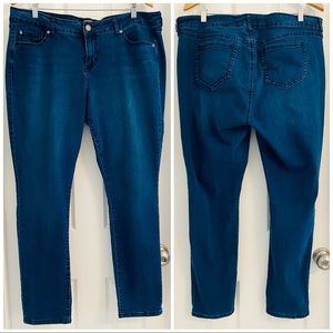 Torrid Denim Stretch Jeans. Size 18 Regular